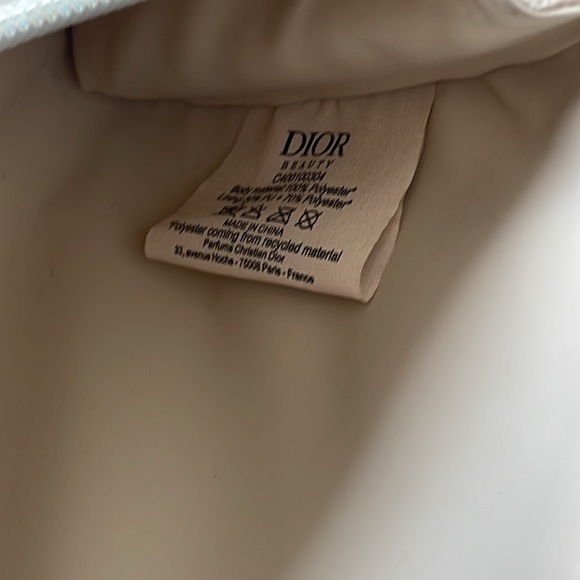 Dior Beauty 3/4 Zipper Beige Recycled Polyester (feels like cotton)Bag Makeup - Picture 9 of 10